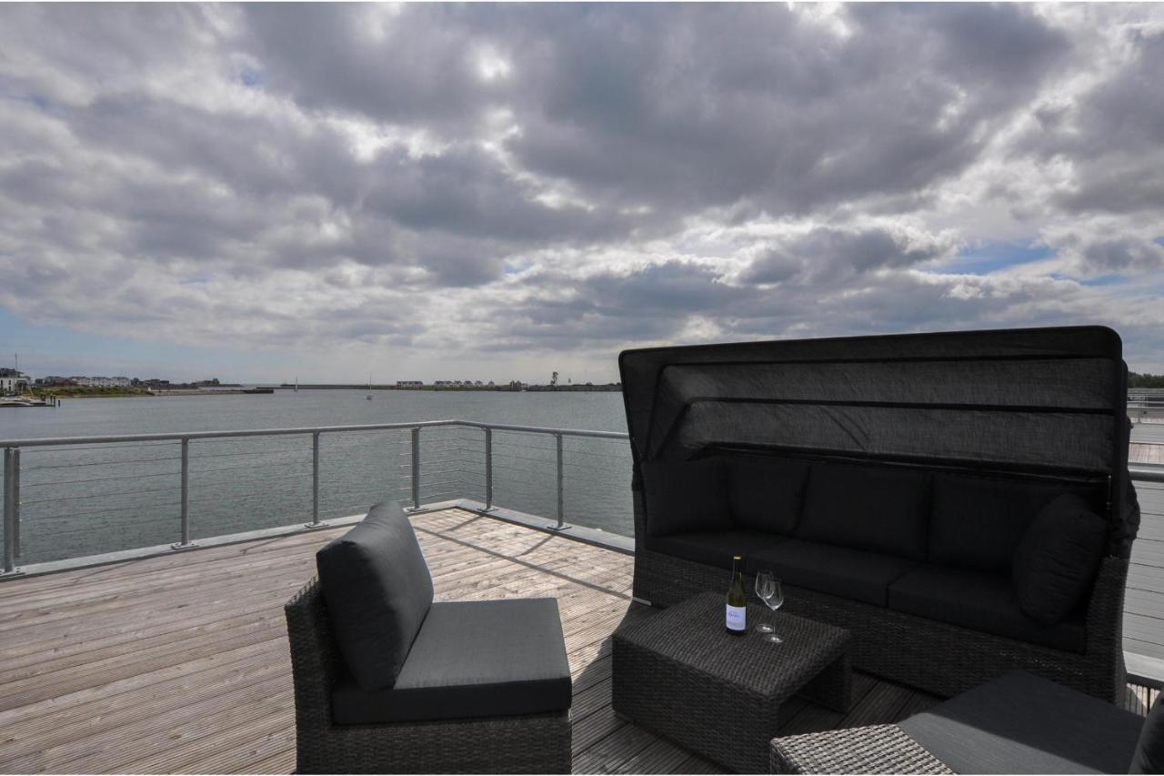 Schwimmendes Haus Hausboot Villa ออลเพนิทซ์ ภายนอก รูปภาพ